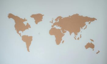 Innovative Raumgestaltung mit recycelten Kork-Platten