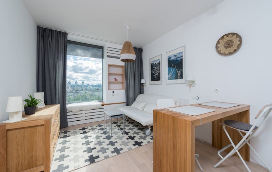 Flur ohne Chaos: Stauraum, Licht und robuste Materialien für 4 bis 10 m2