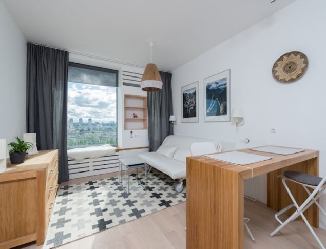 Flur ohne Chaos: Stauraum, Licht und robuste Materialien für 4 bis 10 m2