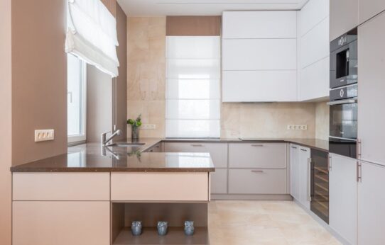 Kleine Küche, großer Stauraum: 17 Lösungen für 6 bis 10 m2 ohne teuren Umbau