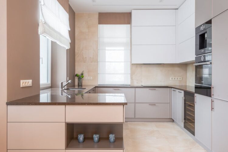 Kleine Küche, großer Stauraum: 17 Lösungen für 6 bis 10 m2 ohne teuren Umbau