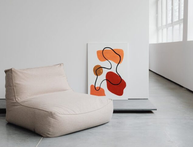 Wandfarbe ohne Reue: So wählst du den richtigen Ton für kleine und große Räume (inkl. Test-Setup)