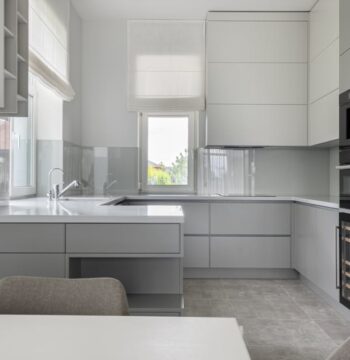 Kellerregale richtig planen: Mehr Stauraum und trockene Ordnung auf 4 bis 12 m2