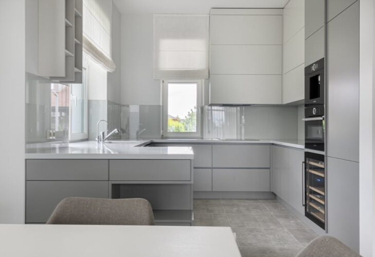 Kellerregale richtig planen: Mehr Stauraum und trockene Ordnung auf 4 bis 12 m2