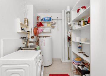 Waschküche im Keller einrichten: Workflow, Entfeuchtung und Stauraum auf 4 bis 10 m2