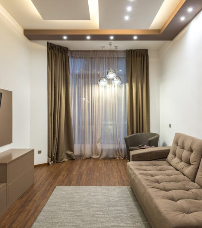 Vorhänge und Gardinen richtig planen: Maße, Aufhängung und Stoffe für bessere Akustik und Privatsphäre