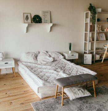 Kleines Schlafzimmer optimal möblieren: Stauraum, Laufwege und Licht auf 10 bis 14 m2