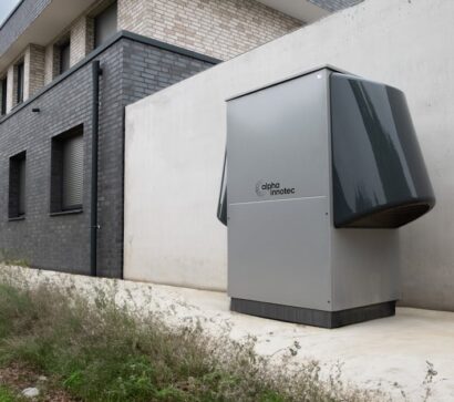 Wärmepumpe leiser machen: Schallquellen erkennen, richtig entkoppeln und Nachbarschaftsstress vermeiden