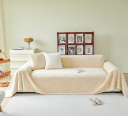 Haustierfreundliche Wohnung ohne Kompromisse: Böden, Textilien und Kratzschutz in der Praxis