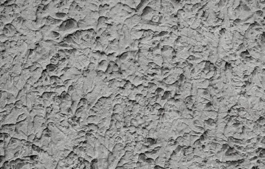 Feuchte Kellerwand von innen sanieren: Diagnostik, Abdichtung und Innenausbau ohne Folgeschäden