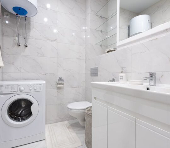 Trockener Waschtrockner im Bad: Feuchte, Gerüche und Lautstärke in 4 bis 8 m2 sicher in den Griff bekommen