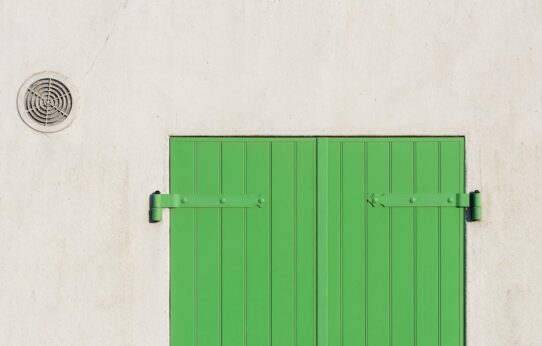 Lüftungsanlage nachrüsten ohne Großumbau: Dezentrale Geräte richtig wählen, montieren und einstellen
